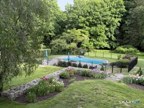 49 Old Bridge Road Brookfield CT 06804