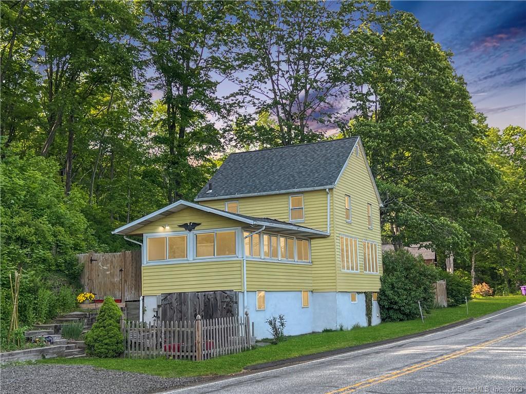 3198 Durham Road Guilford CT 06437
