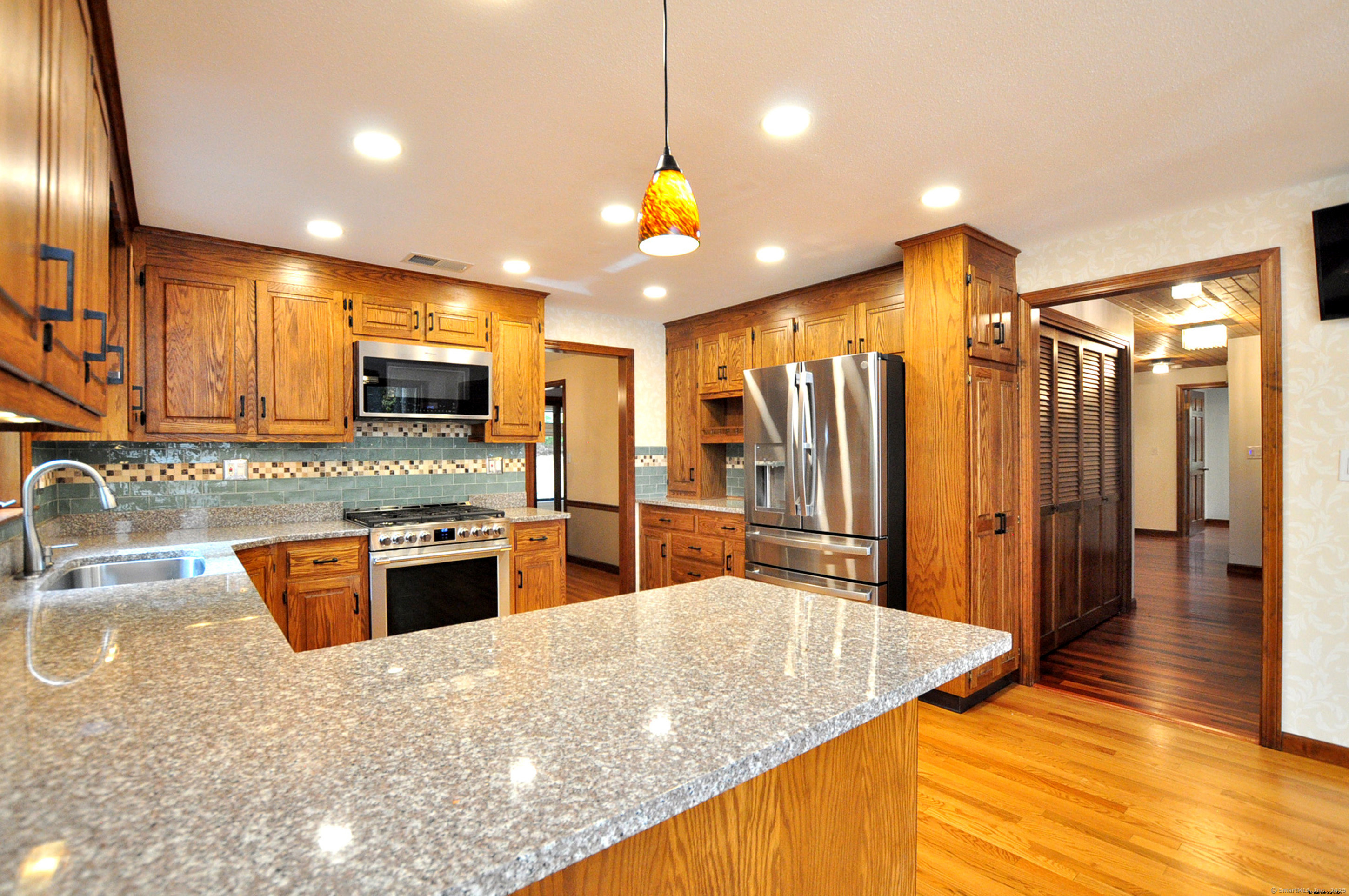 39 Woodduck Farms Road Windsor CT 06095