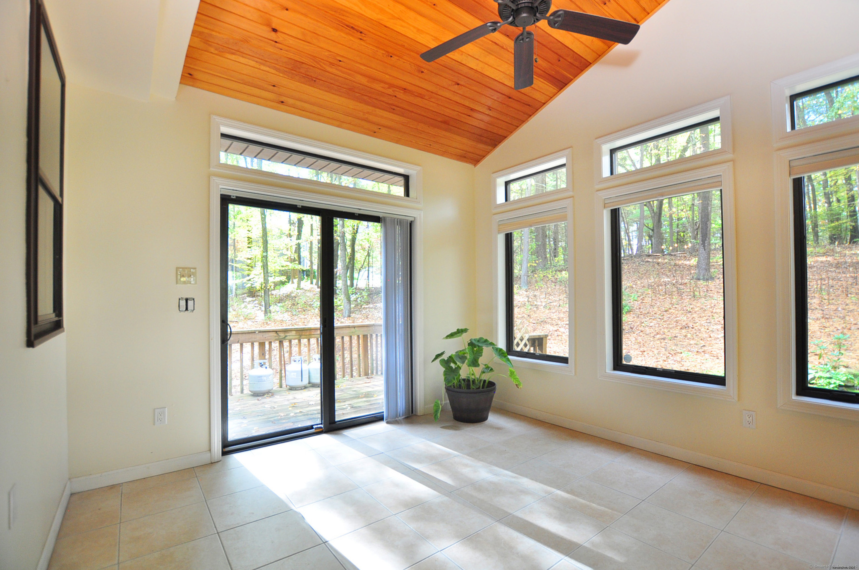 39 Woodduck Farms Road Windsor CT 06095