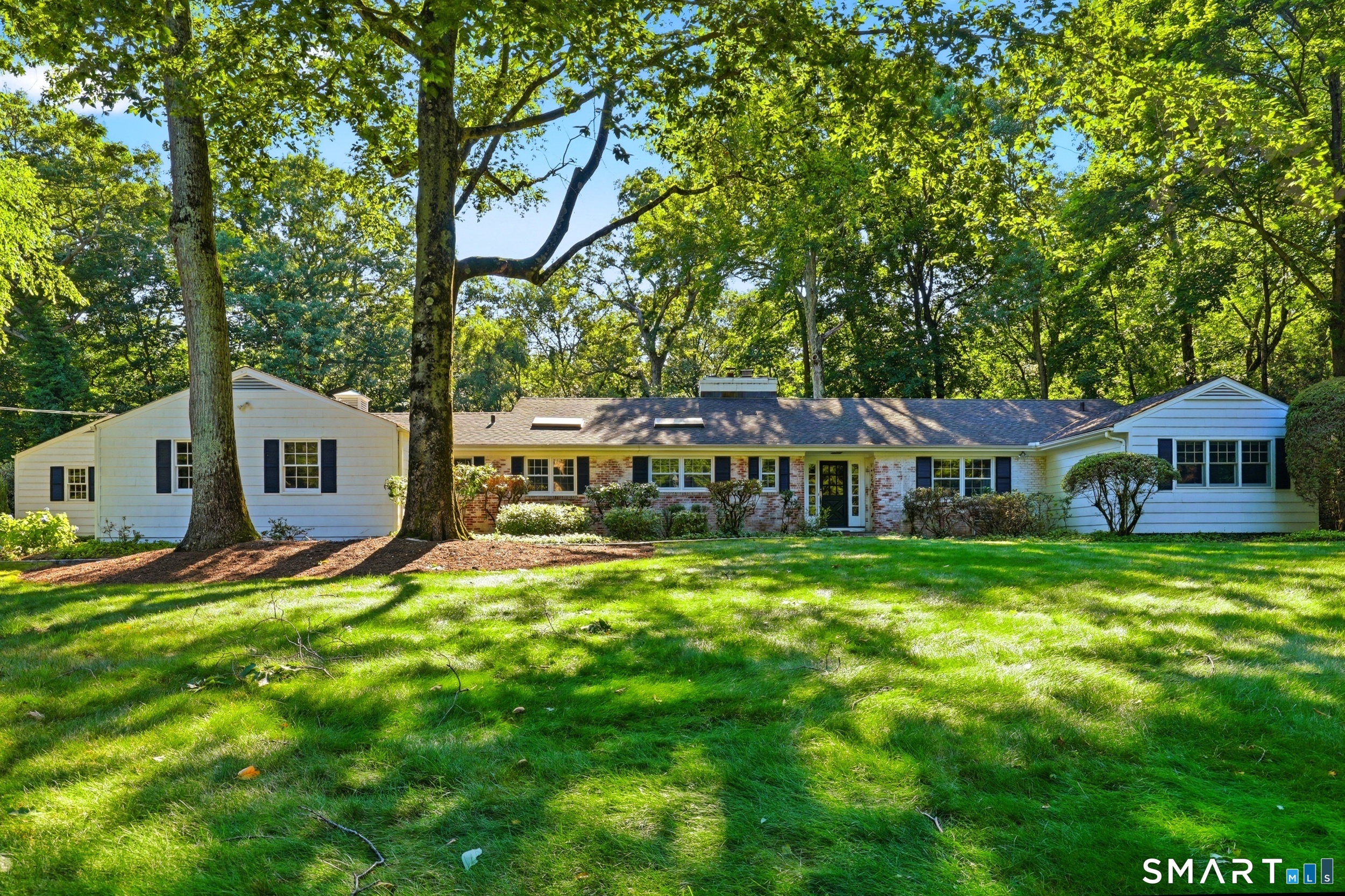 18 Linda Lane Darien CT 06820