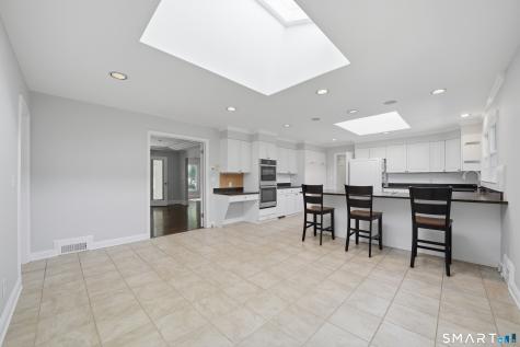 18 Linda Lane Darien CT 06820