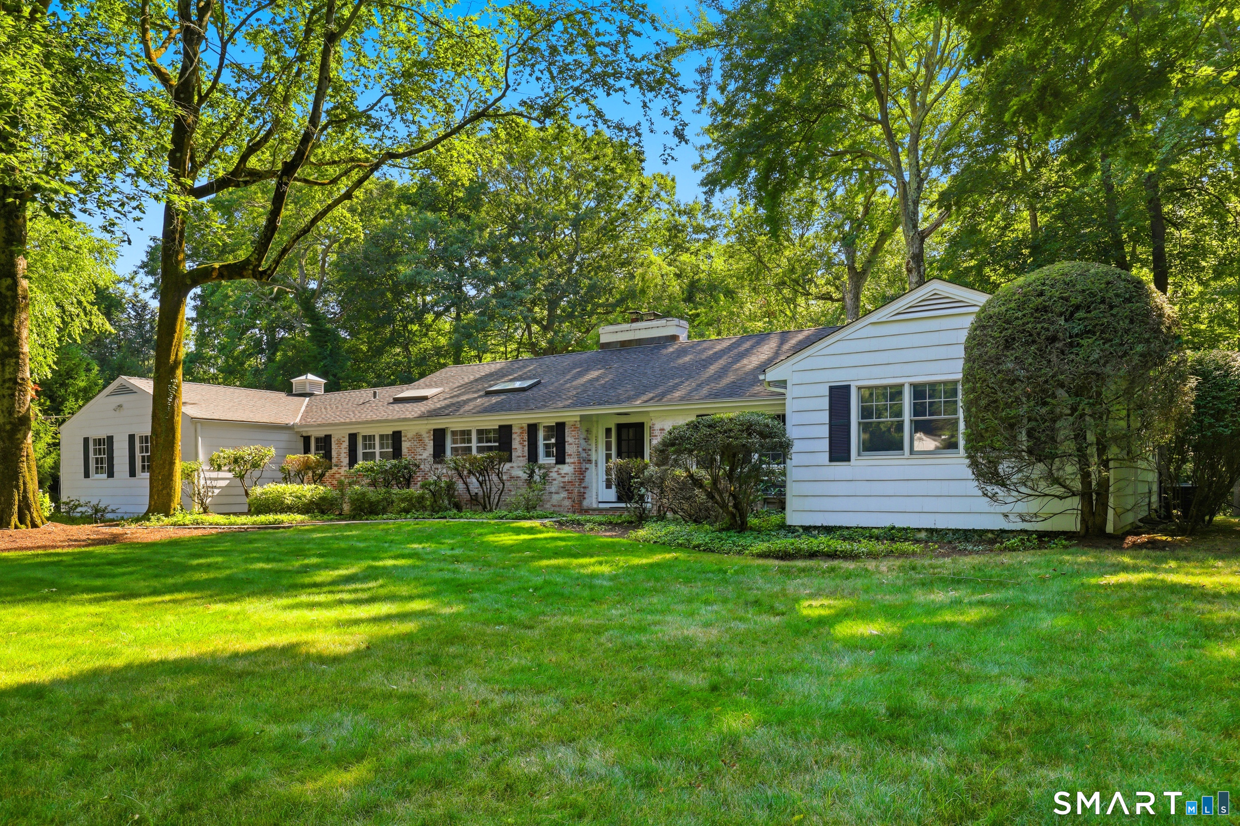 18 Linda Lane Darien CT 06820