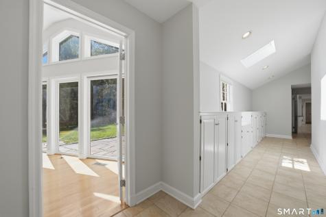 18 Linda Lane Darien CT 06820
