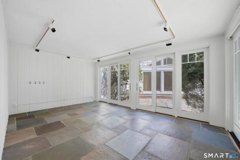 18 Linda Lane Darien CT 06820