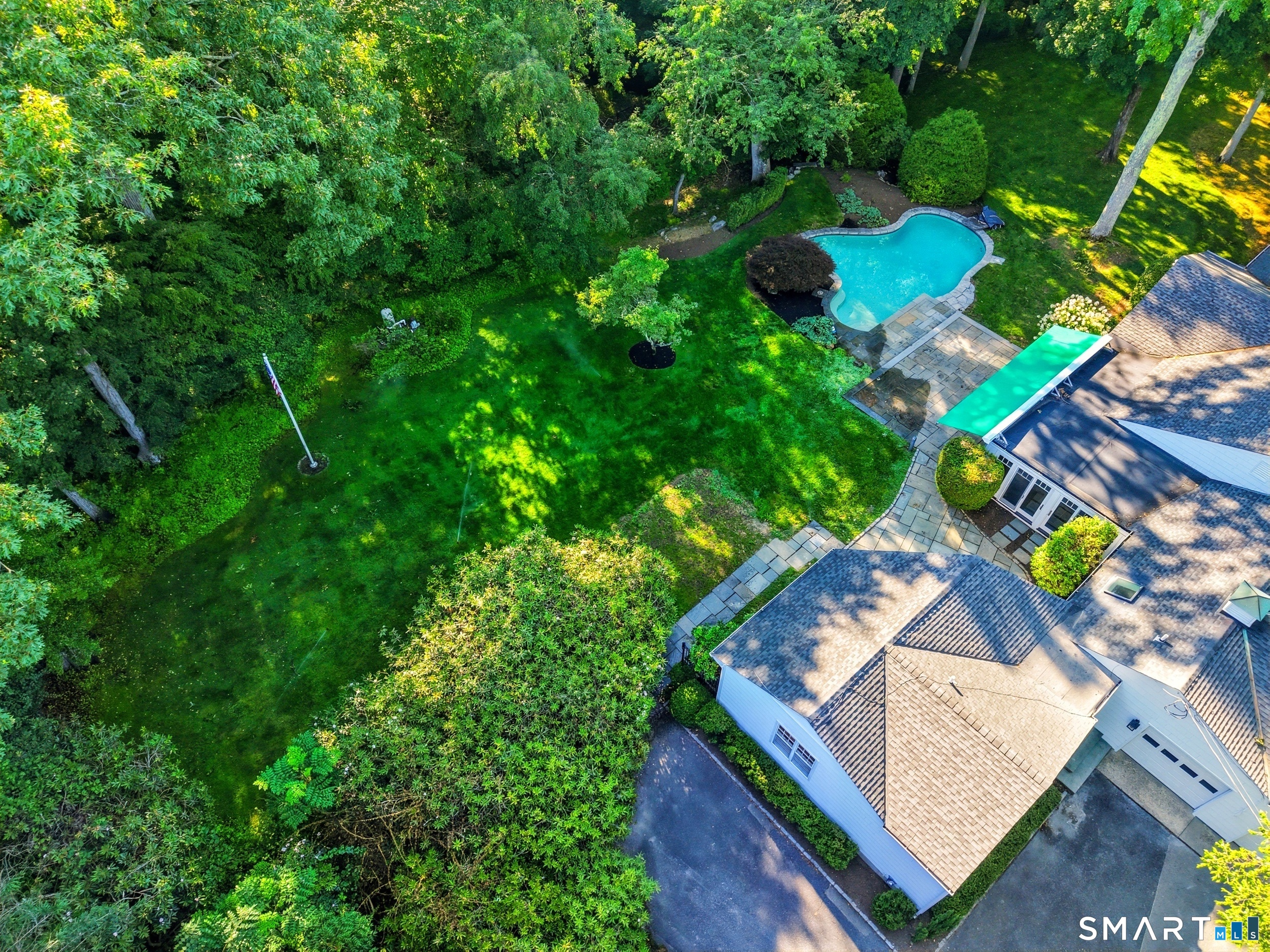 18 Linda Lane Darien CT 06820