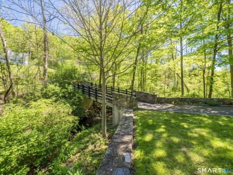 88 Ledges Road Ridgefield CT 06877