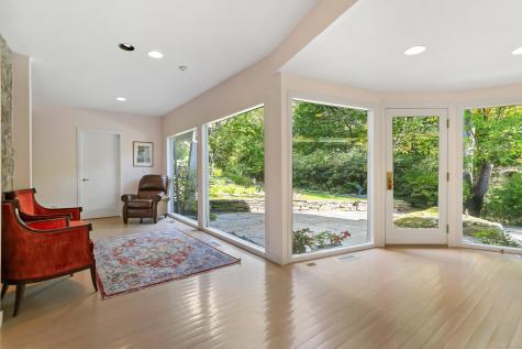 43 Sterling Road Greenwich CT 06831