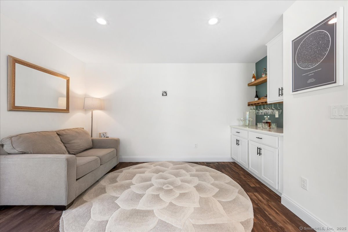 21 Jordan Lane Colchester CT 06415