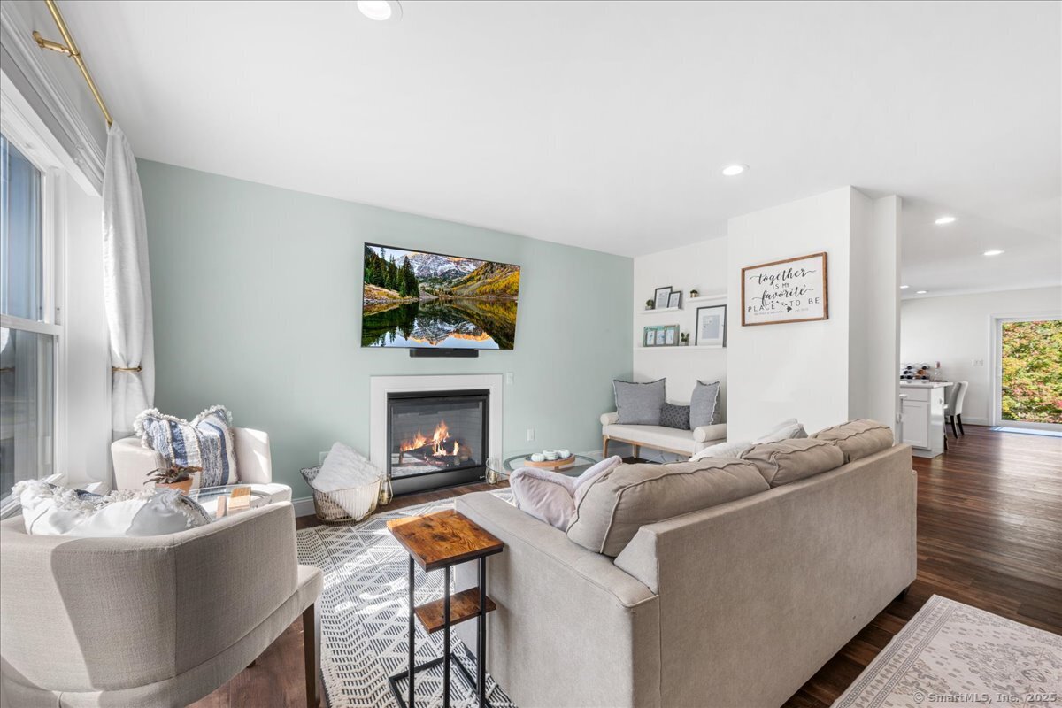 21 Jordan Lane Colchester CT 06415