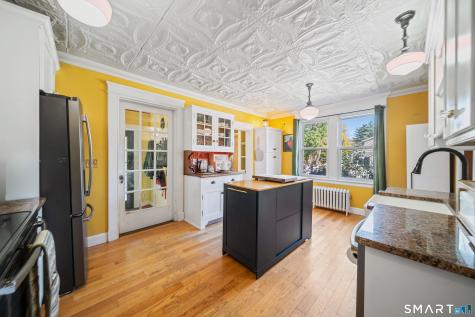 27 Roberts Avenue Watertown CT 06795