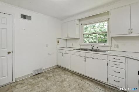 110 Roger White Drive New Haven CT 06511