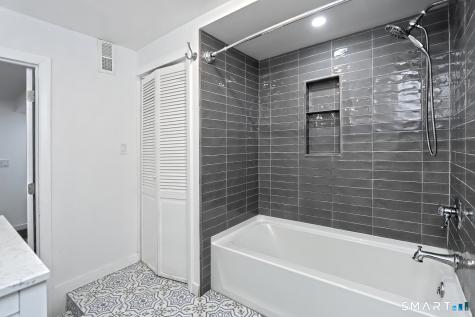 110 Roger White Drive New Haven CT 06511