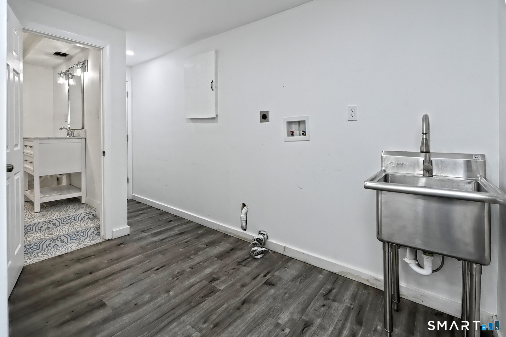 110 Roger White Drive New Haven CT 06511
