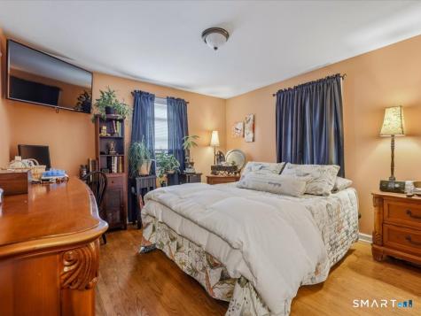 87 Beechwood Avenue Hamden CT 06514