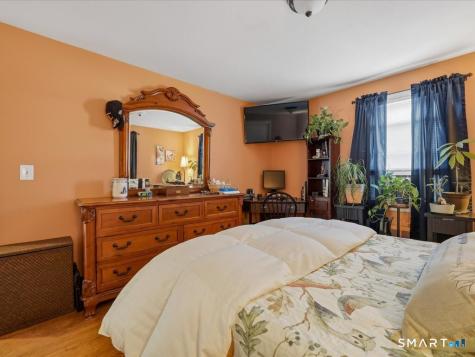 87 Beechwood Avenue Hamden CT 06514