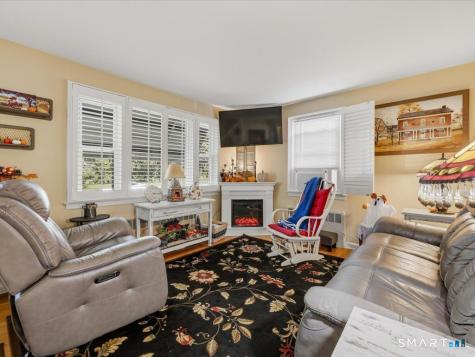 87 Beechwood Avenue Hamden CT 06514