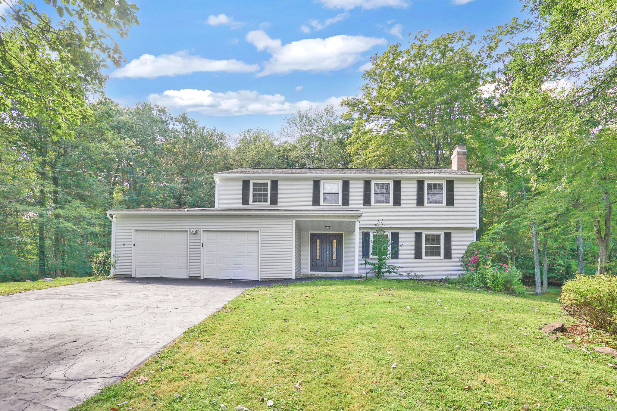 17 Amy Lane Simsbury CT 06070
