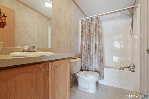 6 Evergreen Park Clinton CT 06413