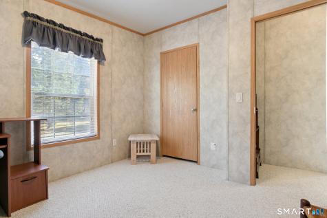 6 Evergreen Park Clinton CT 06413