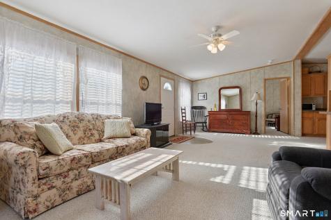 6 Evergreen Park Clinton CT 06413