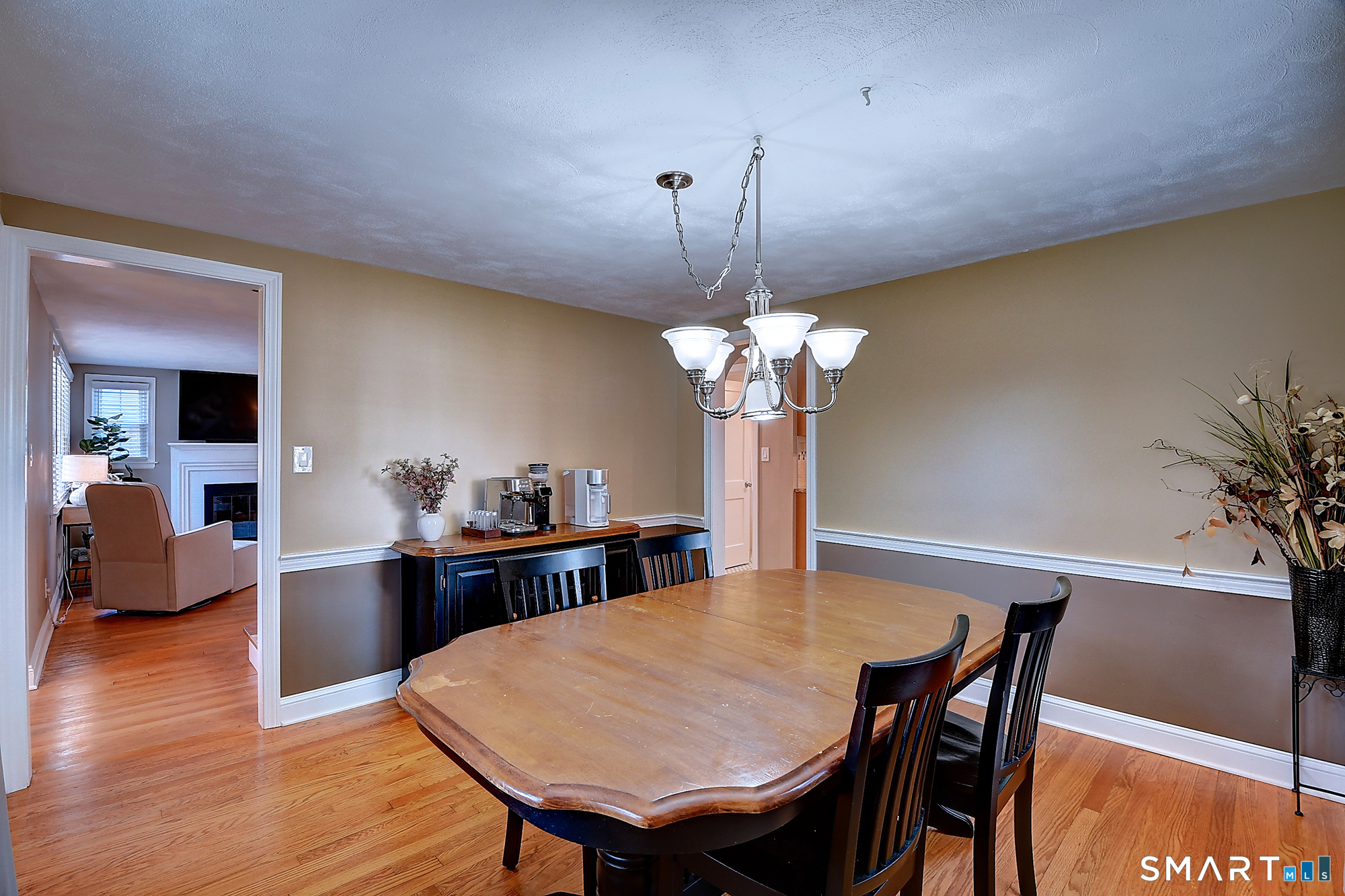 19 Shannon Road East Hartford CT 06118