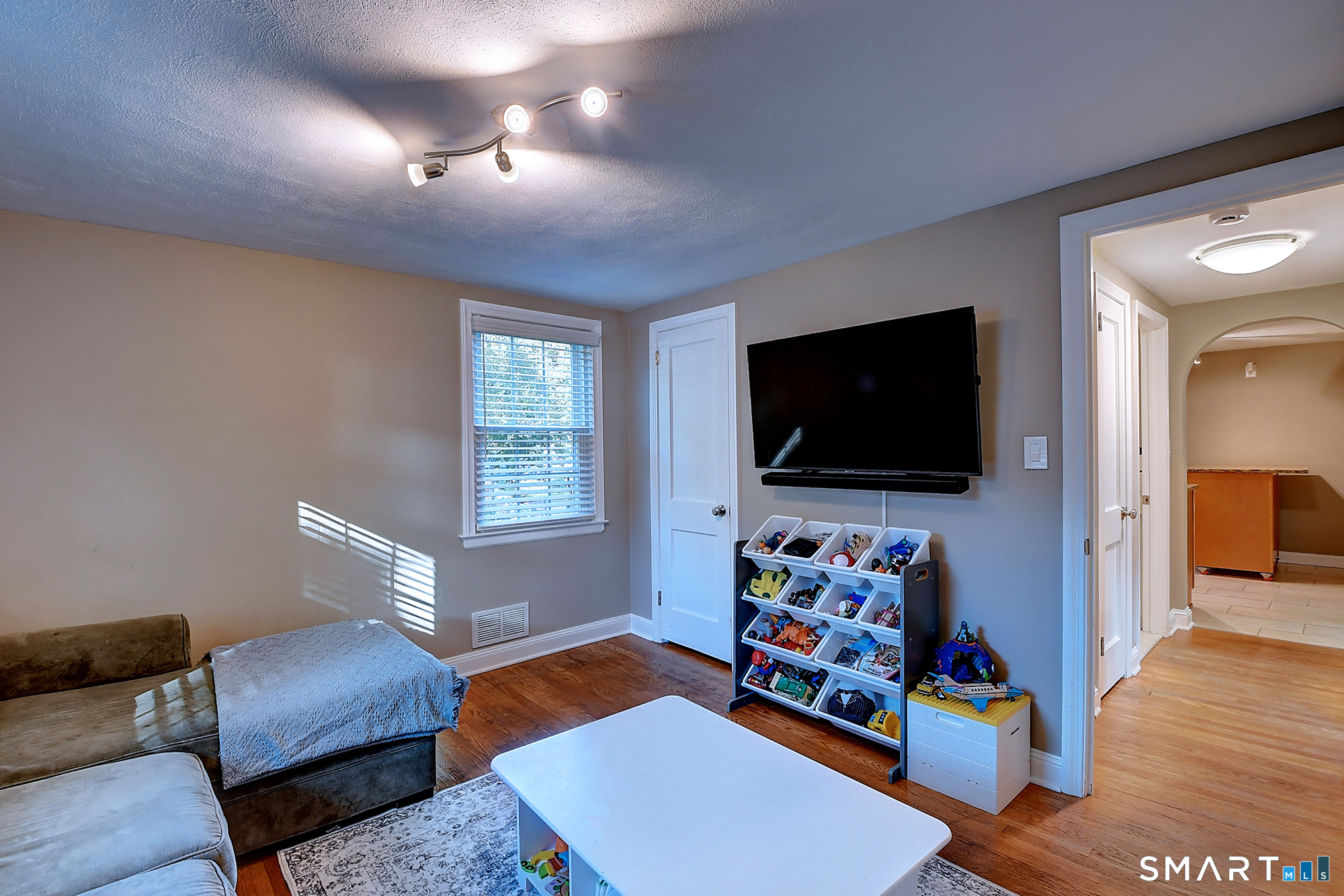 19 Shannon Road East Hartford CT 06118
