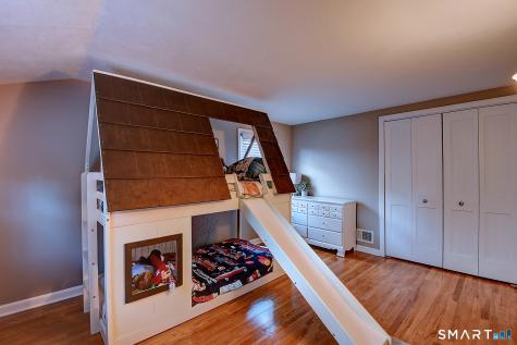 19 Shannon Road East Hartford CT 06118