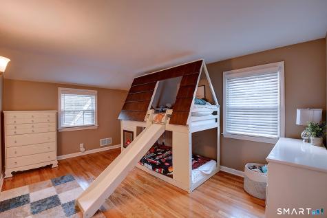 19 Shannon Road East Hartford CT 06118