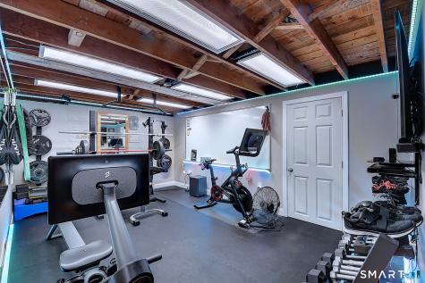 19 Shannon Road East Hartford CT 06118