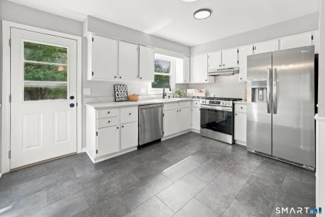 180 Country Hill Drive West Haven CT 06516