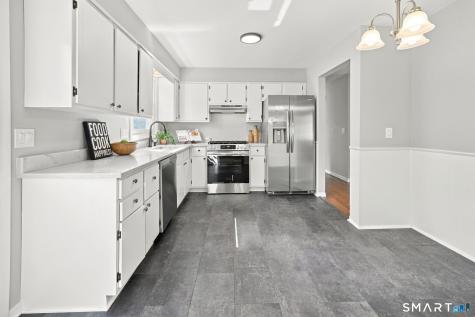 180 Country Hill Drive West Haven CT 06516