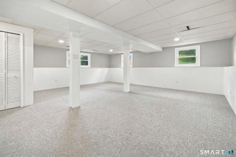 180 Country Hill Drive West Haven CT 06516
