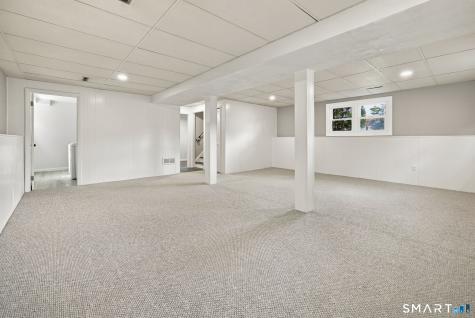 180 Country Hill Drive West Haven CT 06516