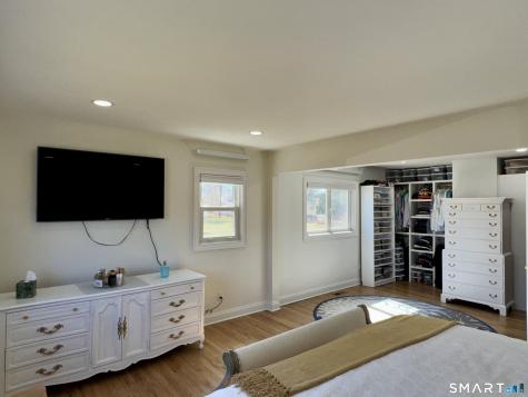 13 Karen Road Danbury CT 06811
