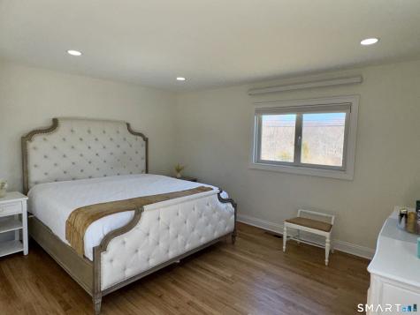13 Karen Road Danbury CT 06811