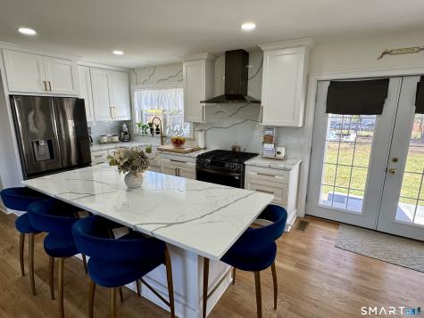 13 Karen Road Danbury CT 06811