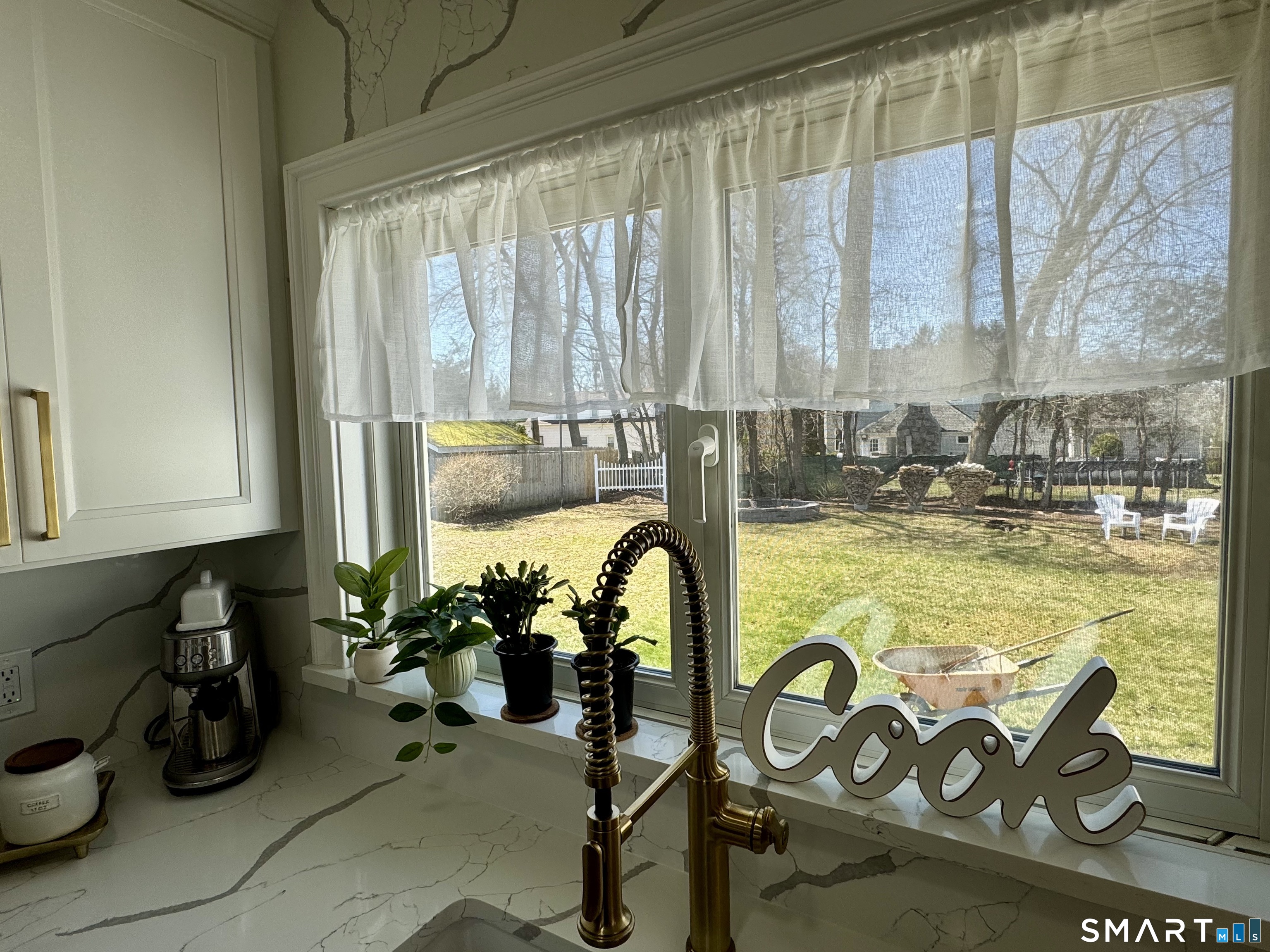 13 Karen Road Danbury CT 06811