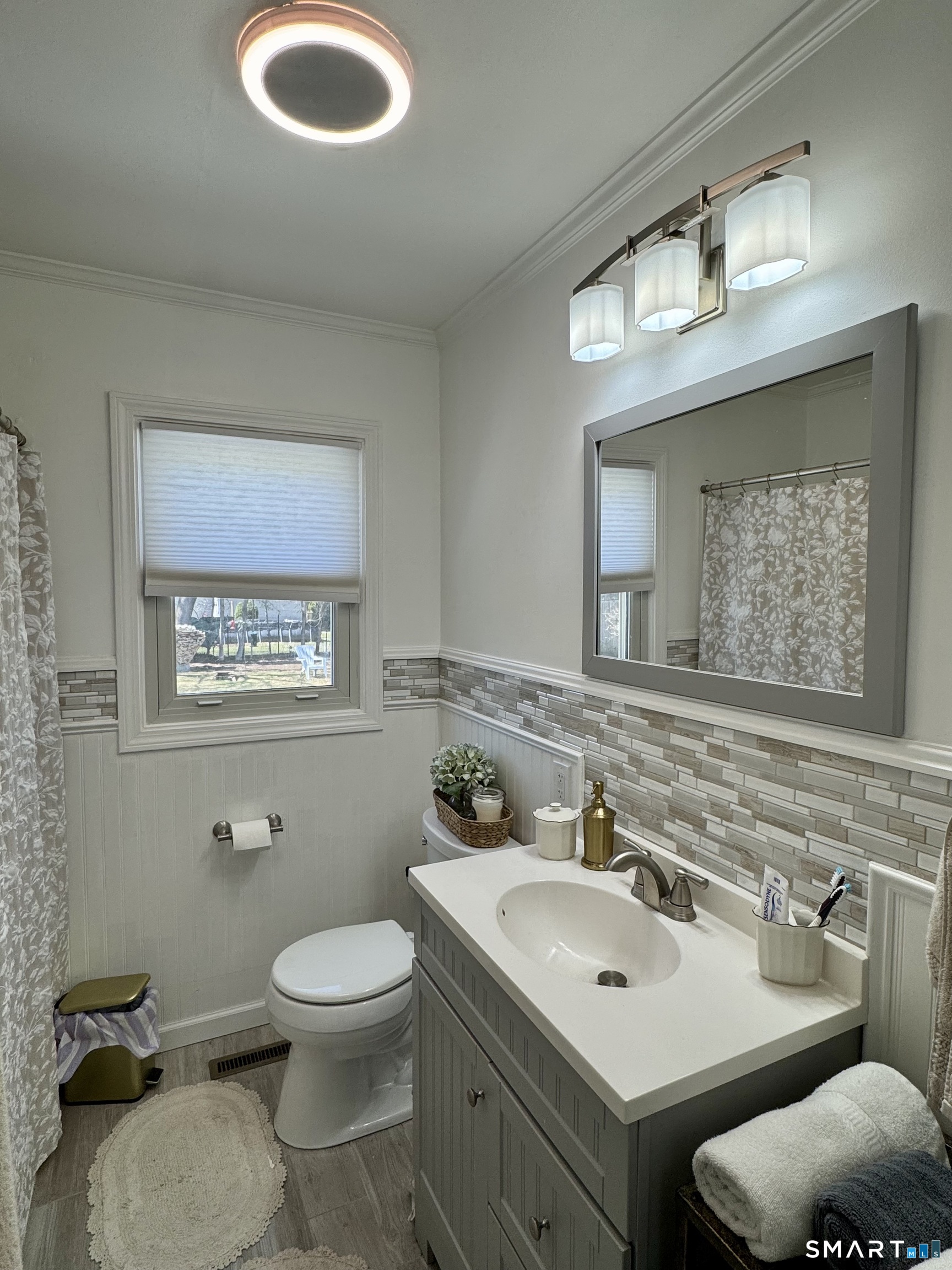 13 Karen Road Danbury CT 06811