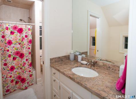 1 Spectacle Lane Ridgefield CT 06877