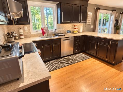 26 Merriman Road Windsor CT 06095