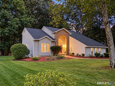 26 Merriman Road Windsor CT 06095
