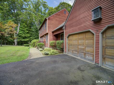 89 Handy Road Hamden CT 06518
