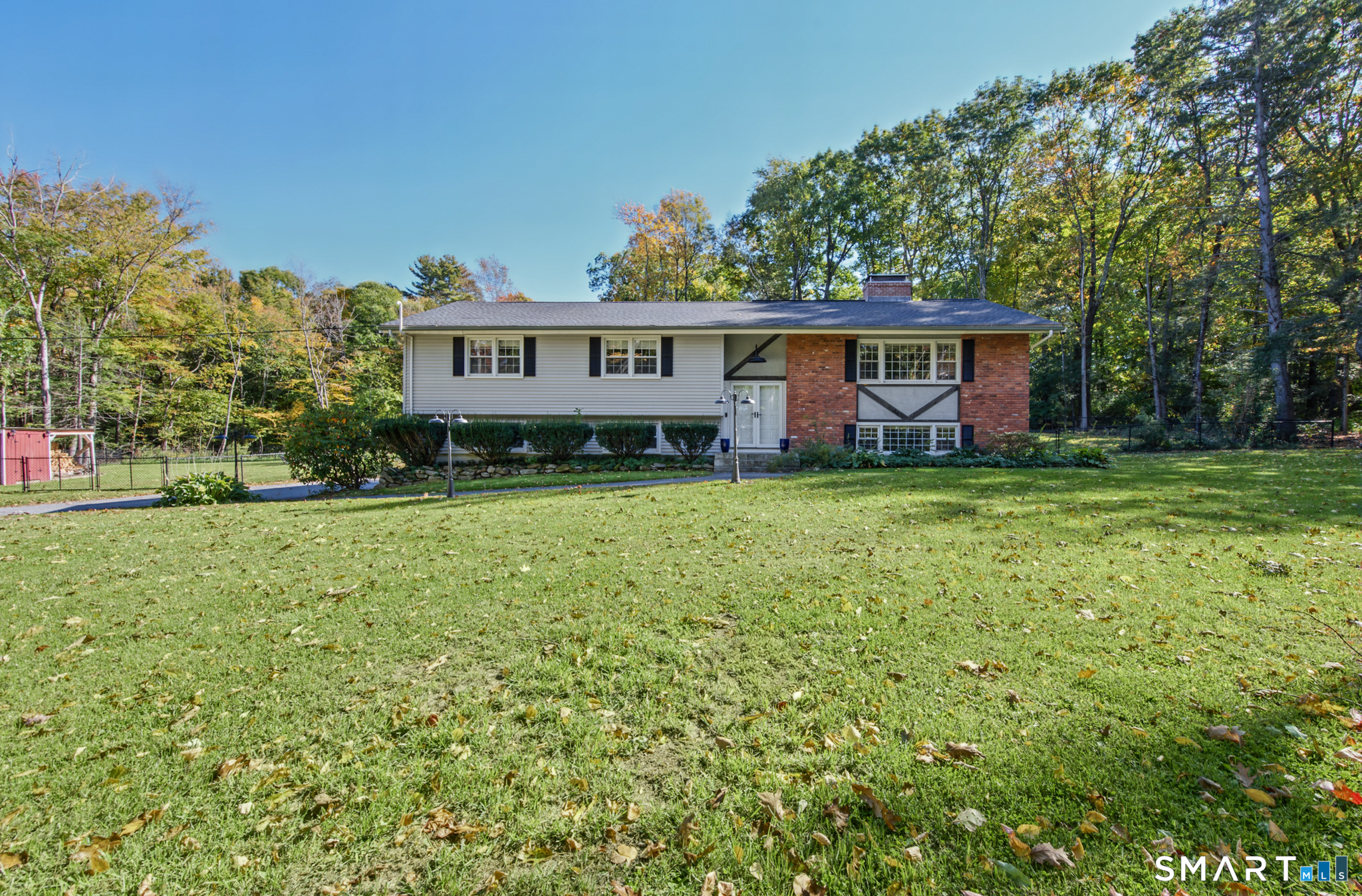 27 Berkshire Drive New Hartford CT 06057