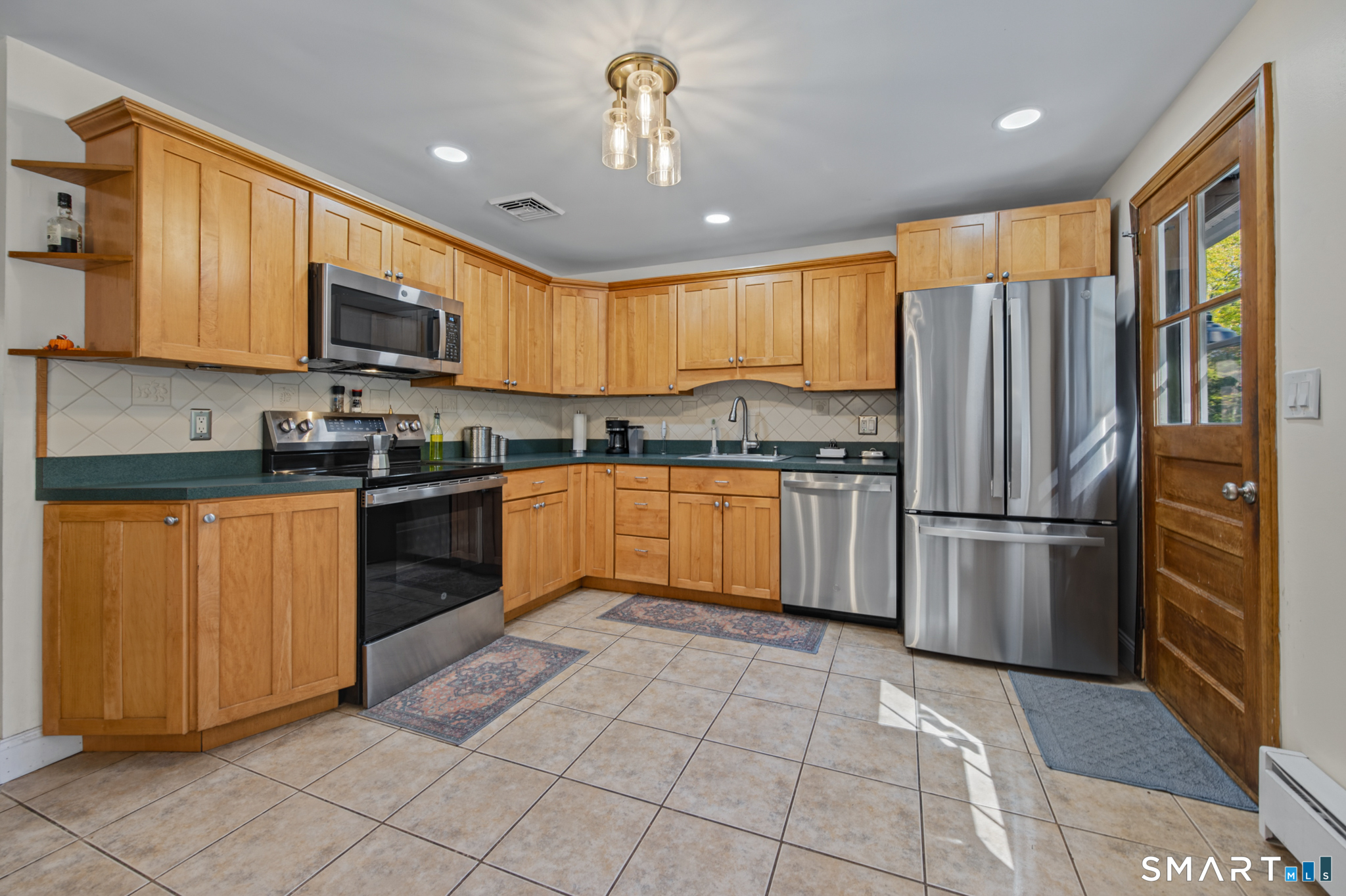 27 Berkshire Drive New Hartford CT 06057