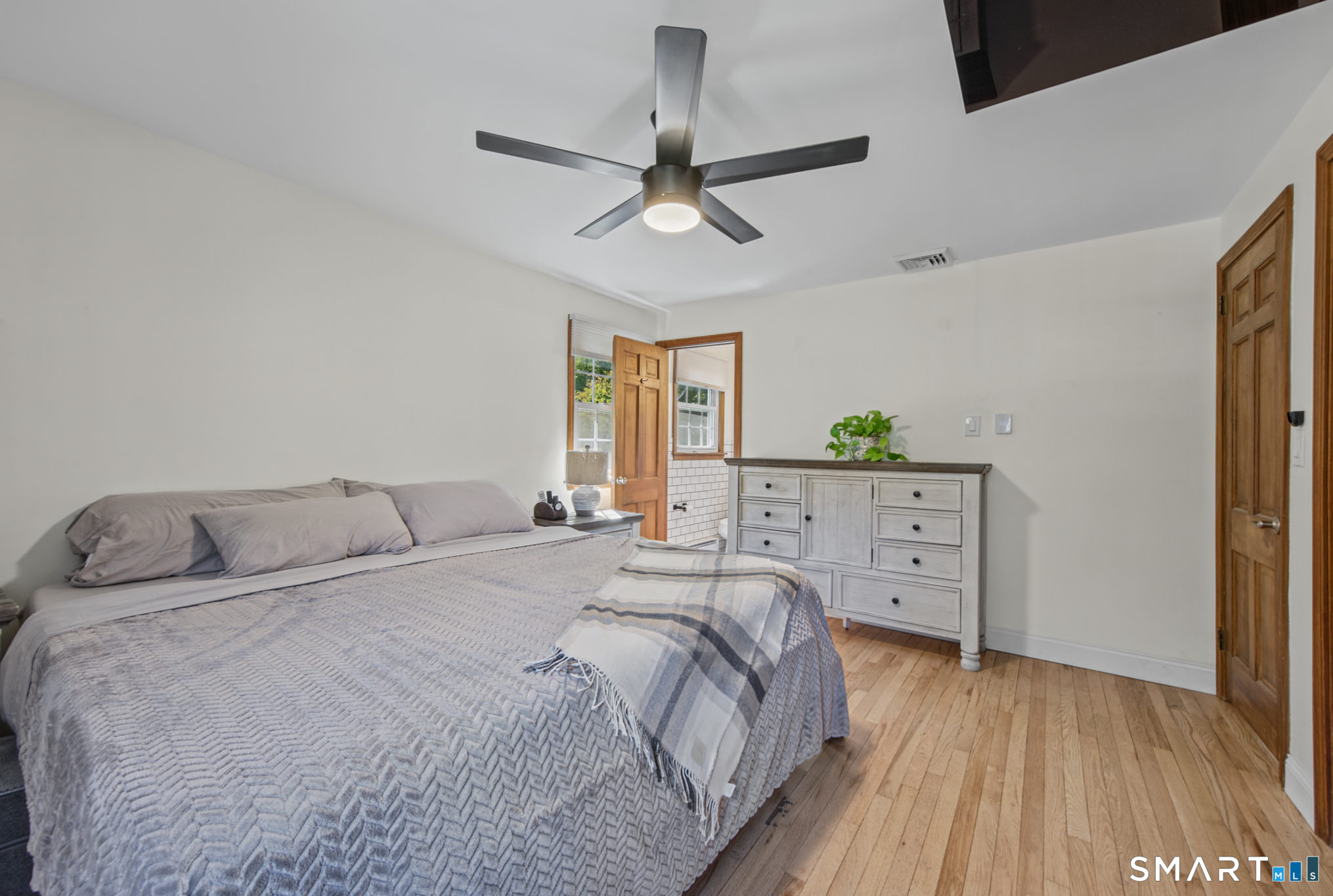 27 Berkshire Drive New Hartford CT 06057