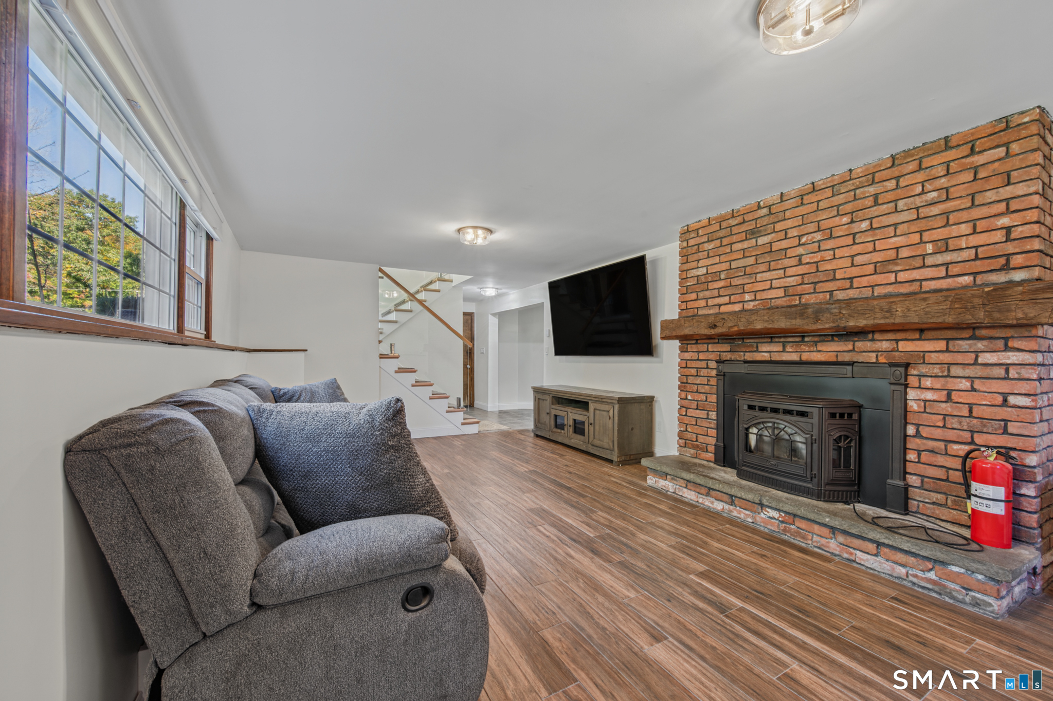 27 Berkshire Drive New Hartford CT 06057