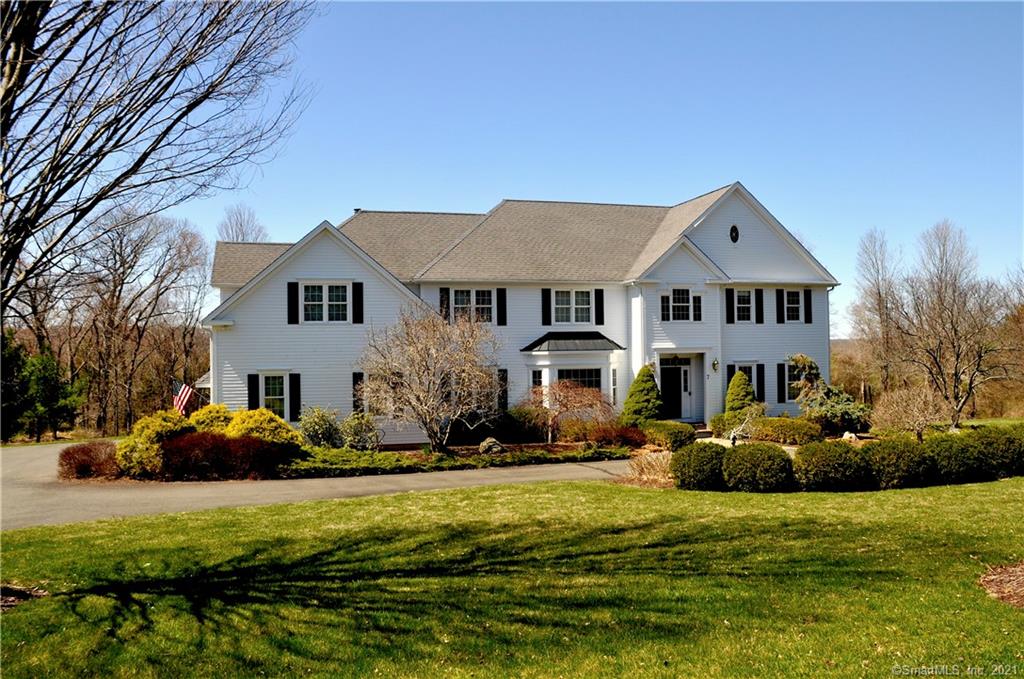 7 Fieldstone Way Southbury CT 06488