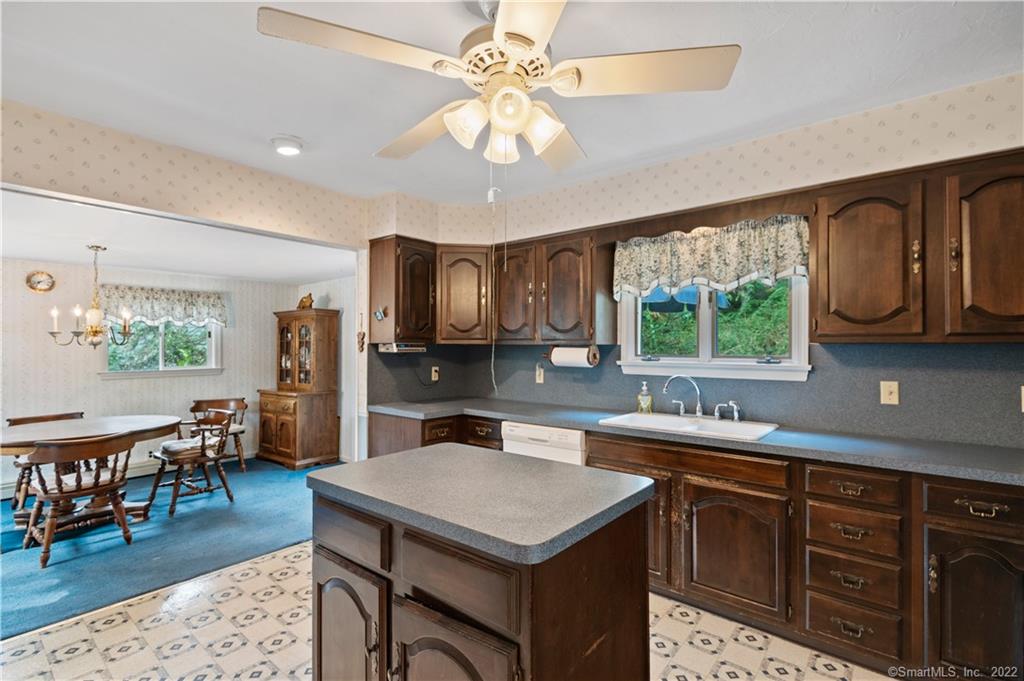 59 Glen Place Bridgeport CT 06610