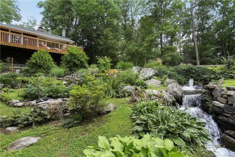 9 Alan Road Danbury CT 06810